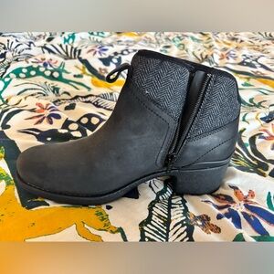 Brand New Merrell Boots